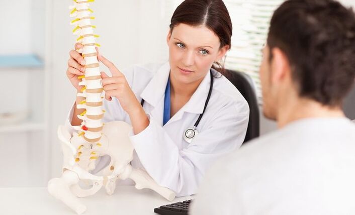 Um eine Behandlung gegen zervikale Osteochondrose zu verschreiben, sollten Sie einen Arzt konsultieren